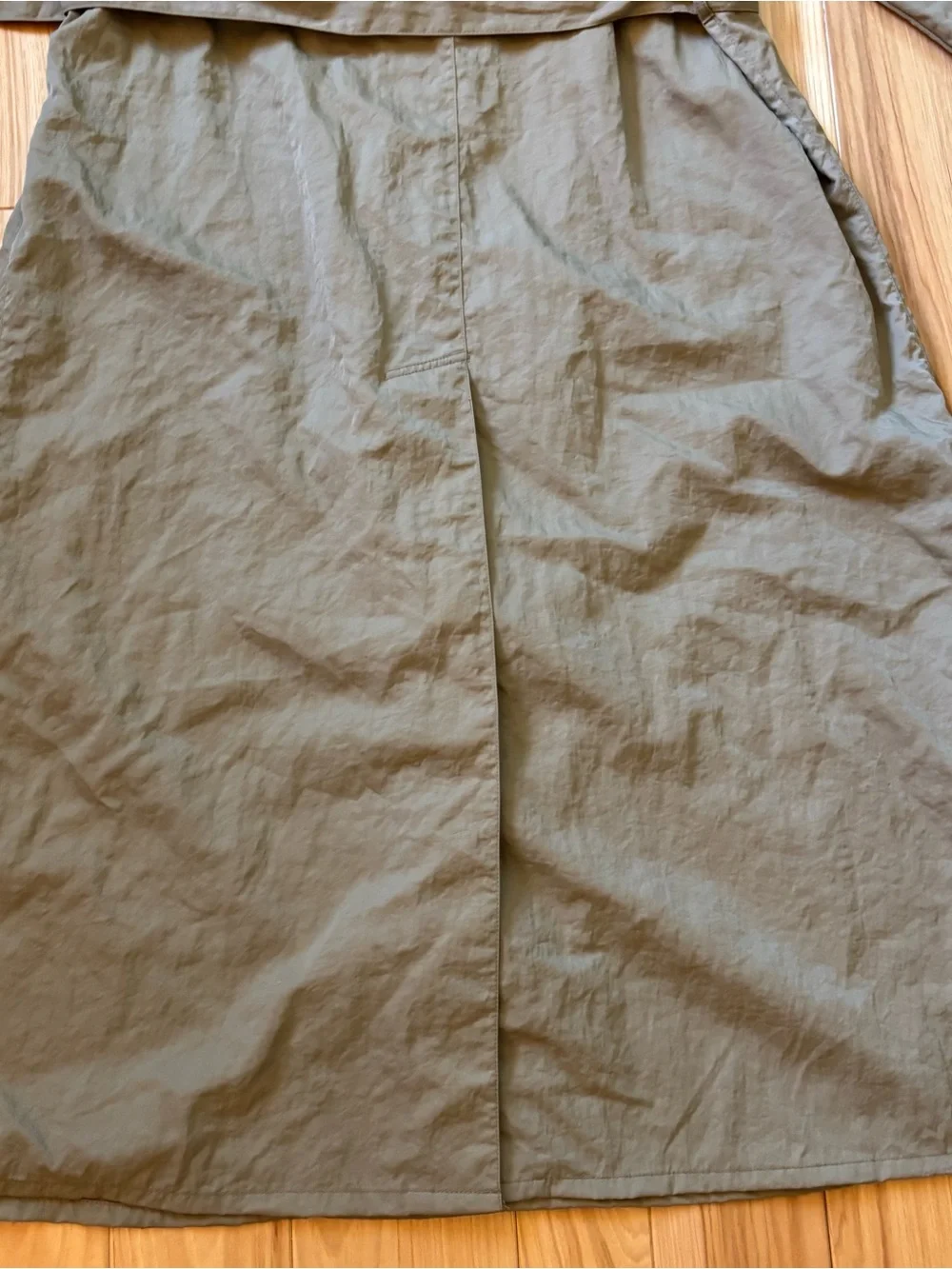 Vintage 80’s Banana Republic Nylon Khaki Green Trench Coat